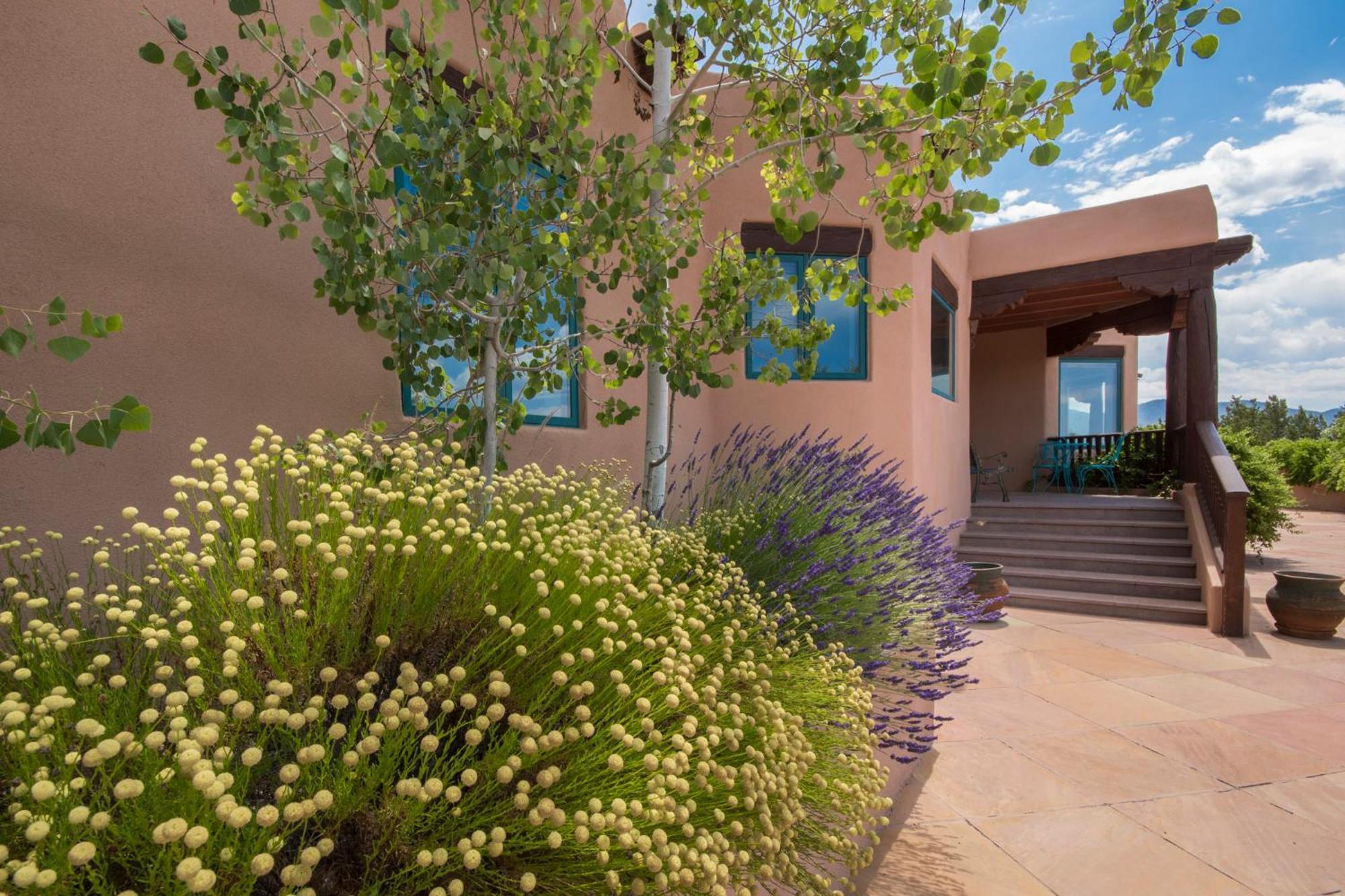 Dorthia Garden Retreat & Views Villa Santa Fe Exterior photo